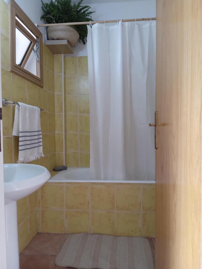 Blue Peter Apartments Protaras Bagian luar foto