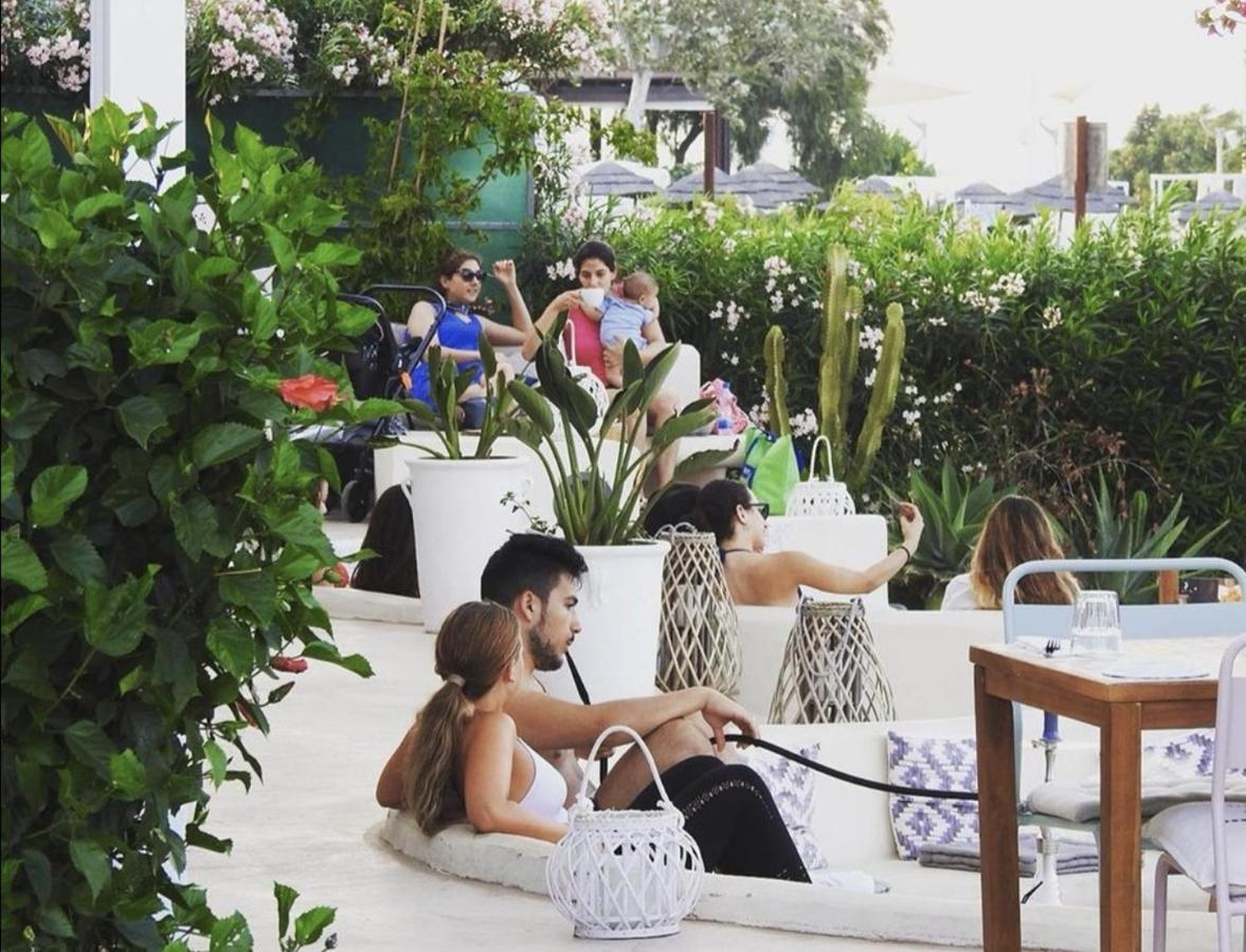 Blue Peter Apartments Protaras Bagian luar foto